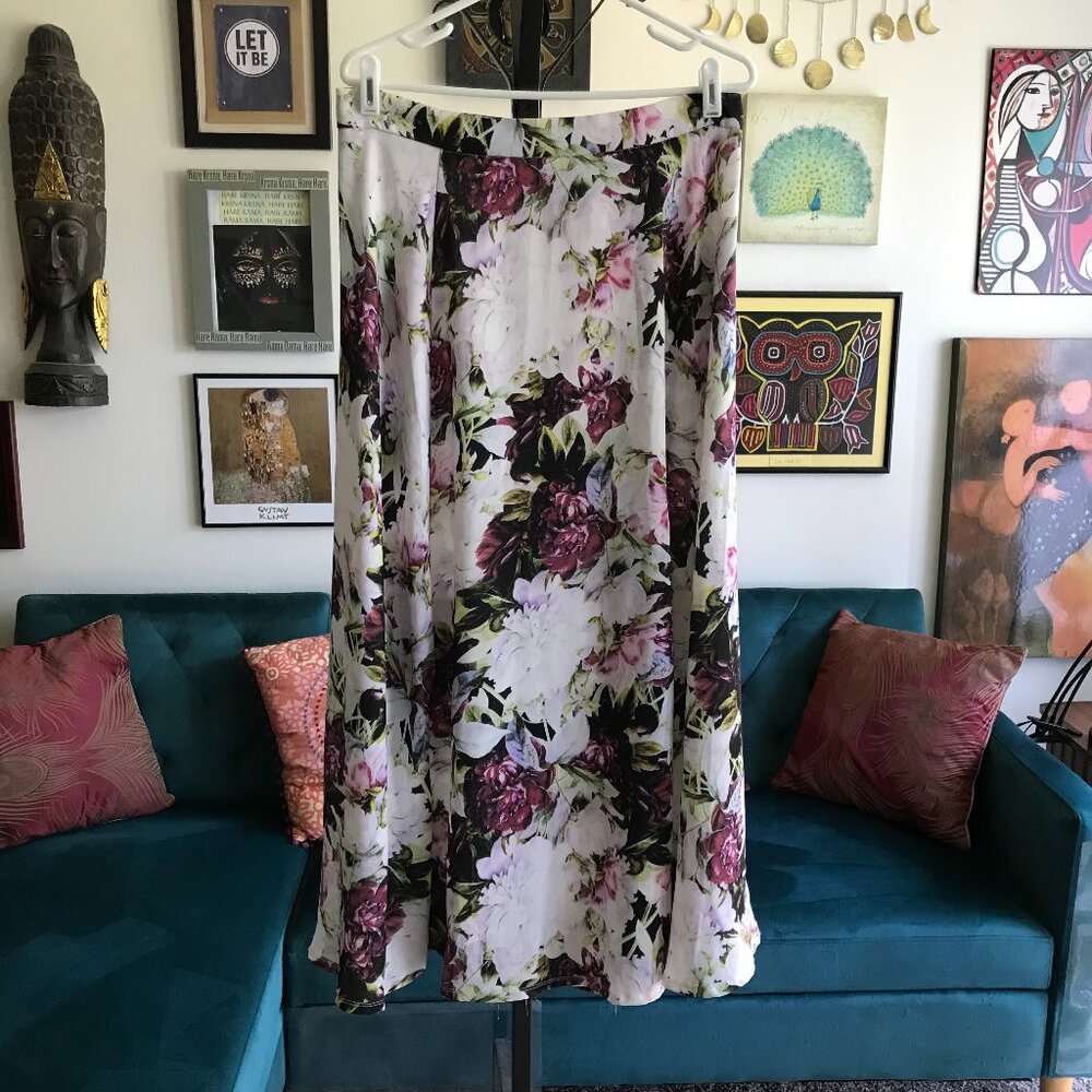 ELIE Elie Tahari size 8 Long Multicolor Romantic Floral Print Drapey Maxi Skirt
